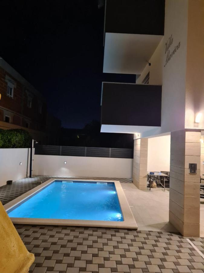 Vila Slavica Vir Exterior photo